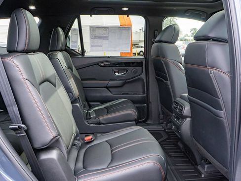 New 2026 Honda Pilot TrailSport image 15