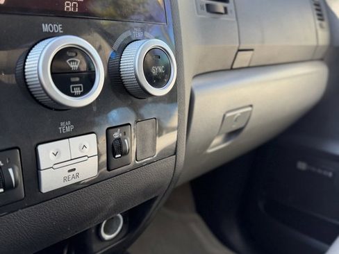 Used 2008 Toyota Sequoia Limited image 45
