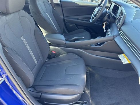 New 2026 Hyundai Elantra SE image 13