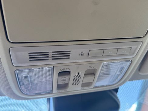 Used 2014 Honda Accord Touring image 26