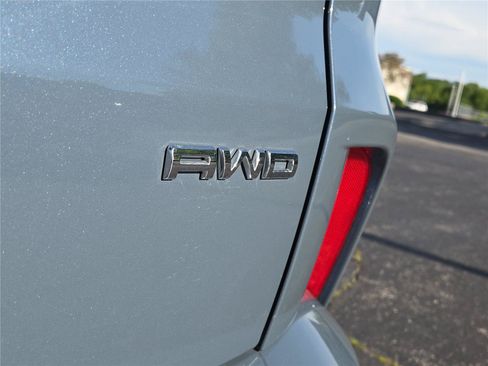 Used 2023 Ford Escape ST-Line Select AWD/4WD image 30