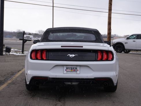 Used 2020 Ford Mustang Premium image 6