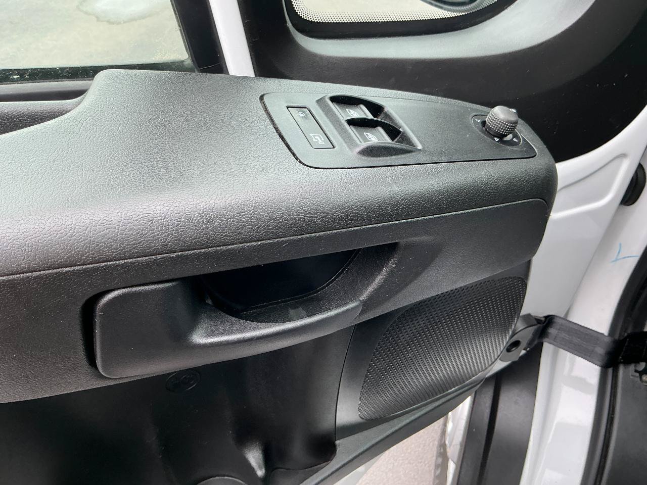 Used 2023 RAM ProMaster 2500 FWD image 8