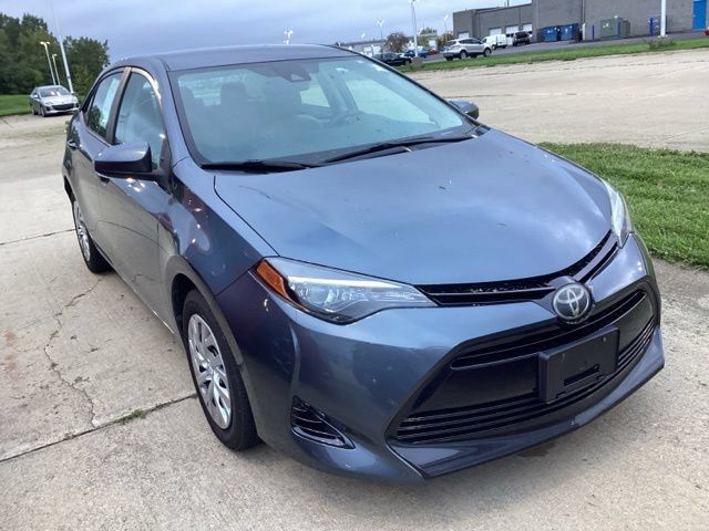 Used 2018 Toyota Corolla LE FWD image 9