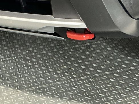 Used 2025 Nissan Frontier PRO-4X image 47