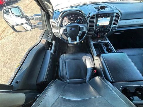 Used 2017 Ford F250 Lariat w/ Lariat Ultimate Package image 8