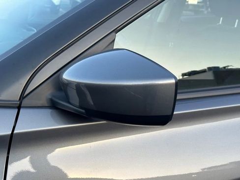 Used 2023 Nissan Kicks SV FWD image 11