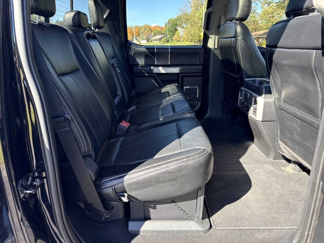 Used 2020 Ford F350 Lariat AWD/4WD image 35