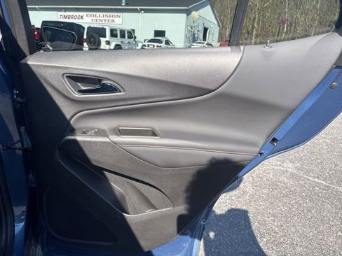Used 2024 Chevrolet Equinox RS AWD/4WD image 17