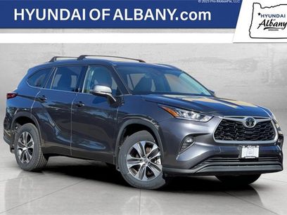 Used 2020 Toyota Highlander XLE