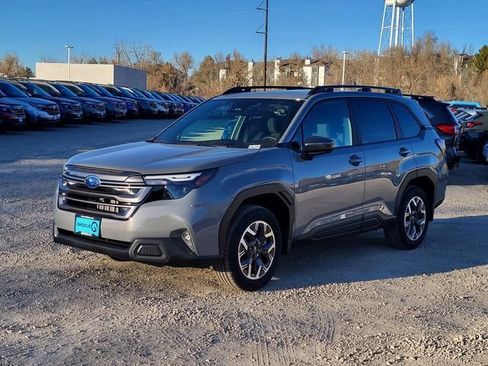 Used 2026 Subaru Forester Premium AWD/4WD image 5