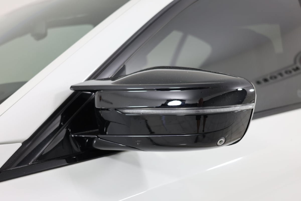 Used 2018 BMW M550i xDrive AWD/4WD image 50