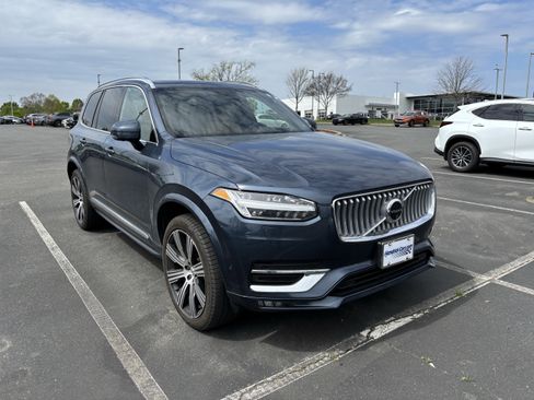 Used 2024 Volvo XC90 B6 Ultimate w/ Protection Package Premier image 2