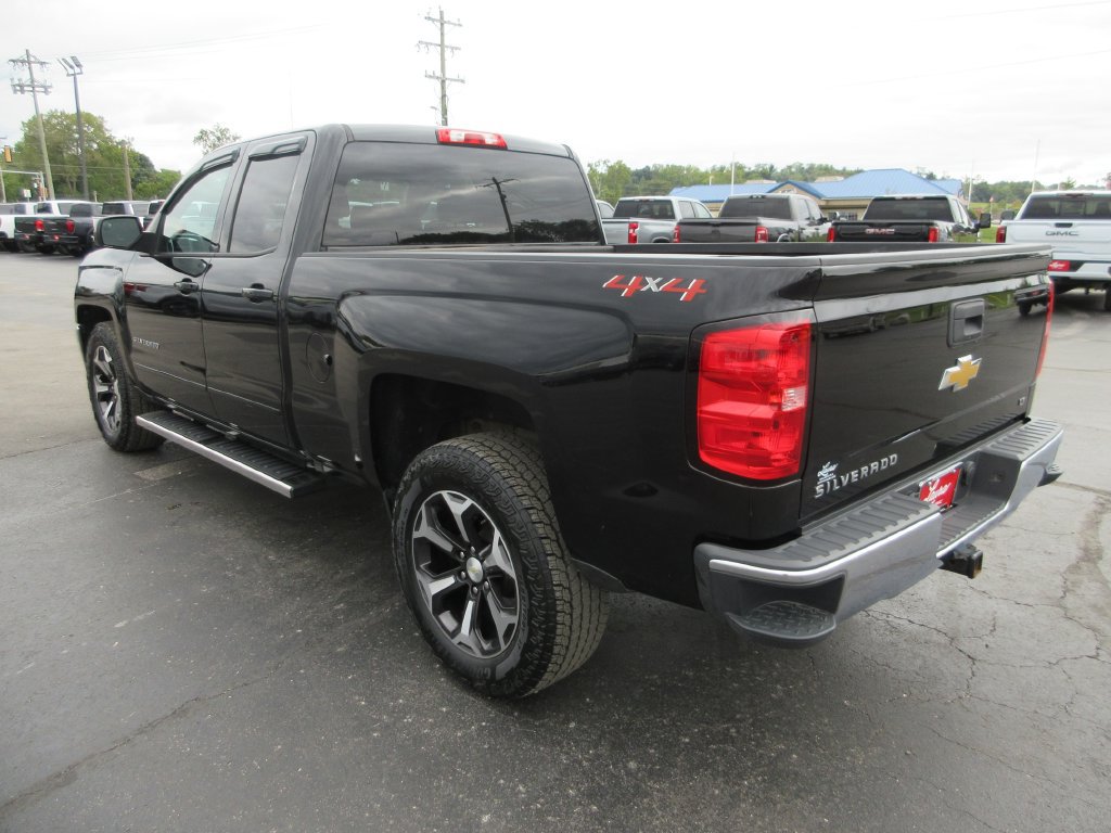 Used 2018 Chevrolet Silverado 1500 LT AWD/4WD image 9