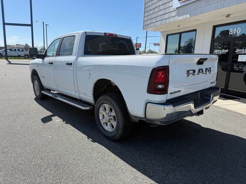 Used 2025 RAM 2500 Big Horn image 5