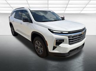Used 2024 Chevrolet Traverse LT FWD video 1
