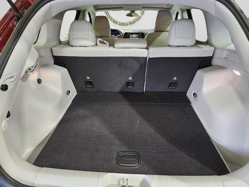 Used 2020 Jeep Cherokee Latitude Plus w/ Cold Weather Group image 29