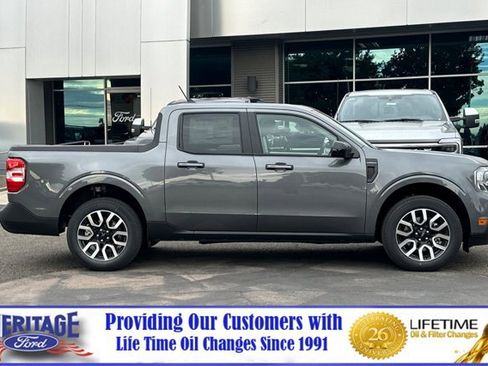 Used 2024 Ford Maverick Lariat image 3