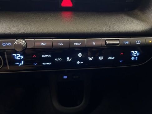 Used 2024 Hyundai Ioniq 5 Limited image 29