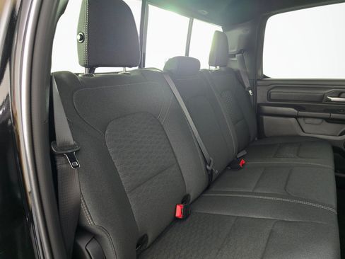 New 2026 RAM 1500 Express AWD/4WD image 43