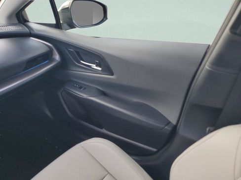 Certified 2026 Toyota Prius XLE FWD image 12