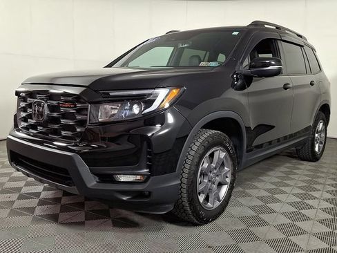 Used 2025 Honda Passport TrailSport image 6