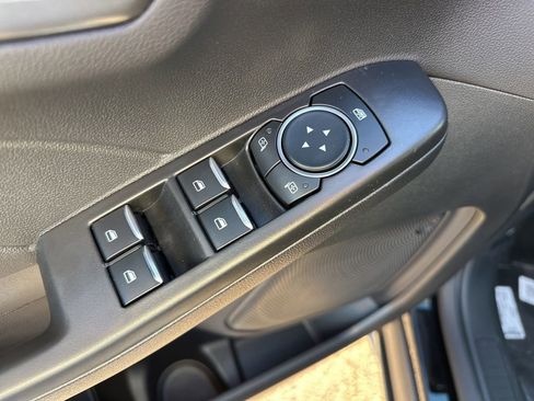 New 2026 Ford Escape SE image 11