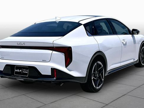 Certified 2025 Kia K4 GT-Line w/ GT-Line Premium Package FWD image 13