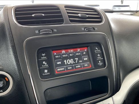 Used 2018 Dodge Journey SE w/ Popular Equipment Group FWD image 30