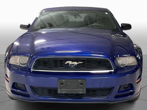 Used 2013 Ford Mustang Coupe image 3
