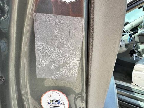Used 2008 Buick Lucerne CXS FWD image 40