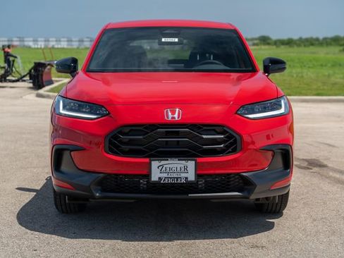 Used 2026 Honda HR-V Sport image 3