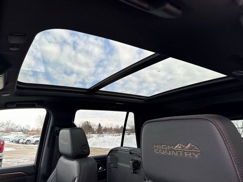 Certified 2024 Chevrolet Tahoe High Country image 17