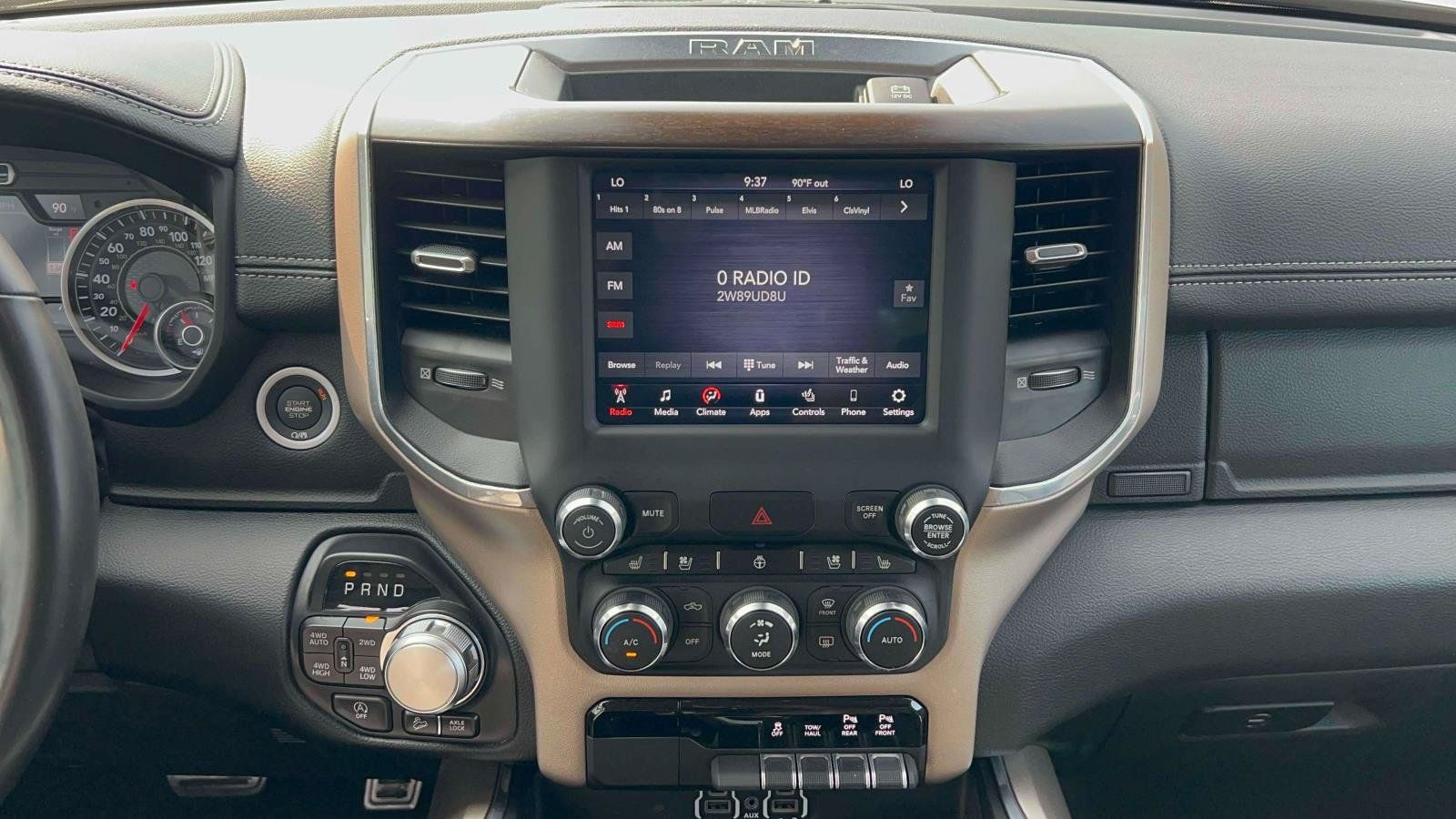 Used 2021 RAM 1500 Laramie AWD/4WD image 26