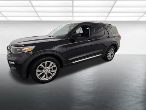 Certified 2024 Ford Explorer Limited w/ Equipment Group 301A AWD/4WD image 4