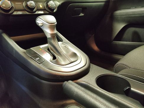 Used 2022 Kia Forte LXS w/ LXS Technology Package image 26