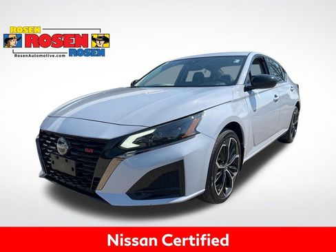 Certified 2023 Nissan Altima 2.5 SR w/ SR Premium Package image 1