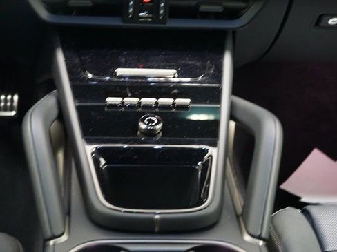 New 2026 Porsche Cayenne Turbo image 19