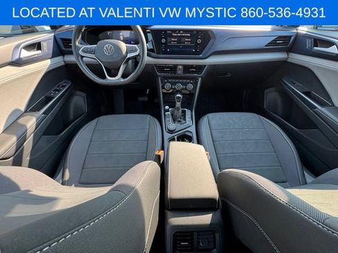 Certified 2024 Volkswagen Taos SE AWD/4WD image 12