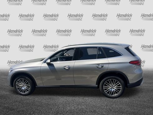 Used 2024 Mercedes-Benz GLC 300 4MATIC image 7