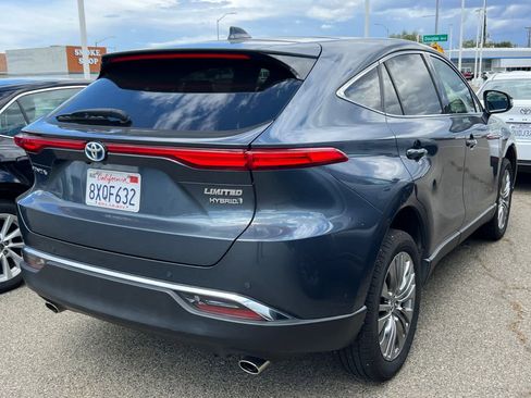 Used 2021 Toyota Venza Limited AWD/4WD image 4