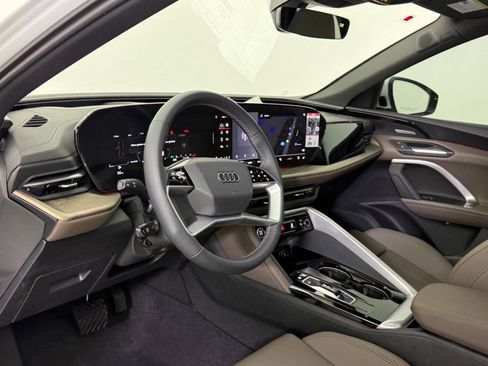 New 2025 Audi Q5 Premium Plus image 4