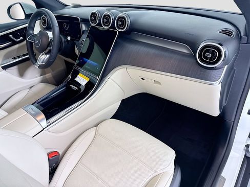 Certified 2026 Mercedes-Benz GLC 300 image 17
