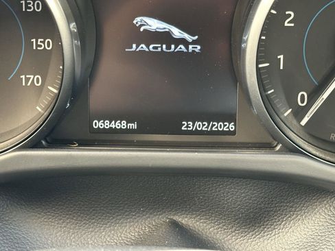 Used 2017 Jaguar XF Prestige image 13