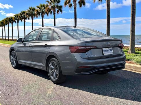 Used 2024 Volkswagen Jetta SE FWD image 7