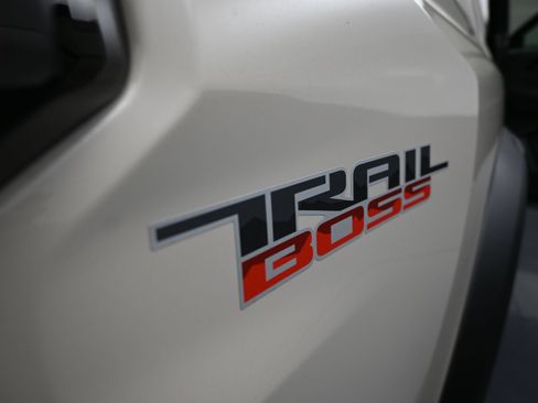 New 2026 Chevrolet Colorado Trail Boss AWD/4WD image 35