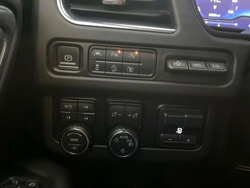 Used 2023 Chevrolet Tahoe High Country image 20