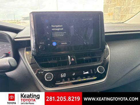 Used 2023 Toyota Corolla LE FWD image 17