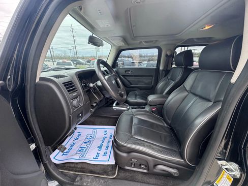 Used 2007 HUMMER H3 Luxury image 19
