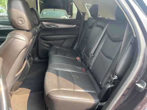 Used 2018 Cadillac XT5 Luxury FWD image 15